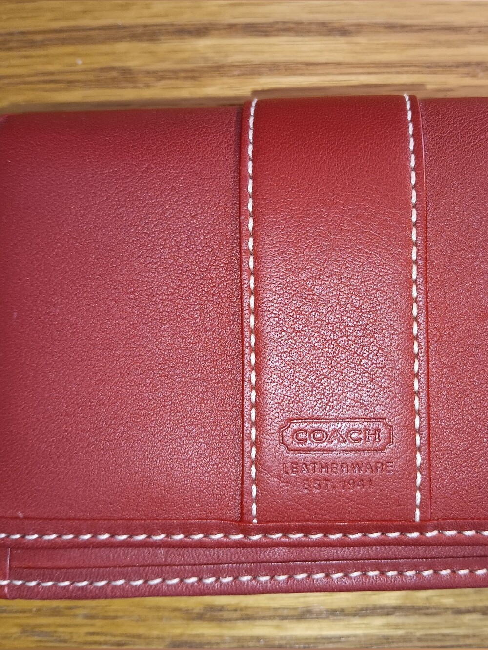 Coach Cherry Red Leather Bifold Card Wallet Zip Coin Section. New. 99. Retail - Picture 4 of 9